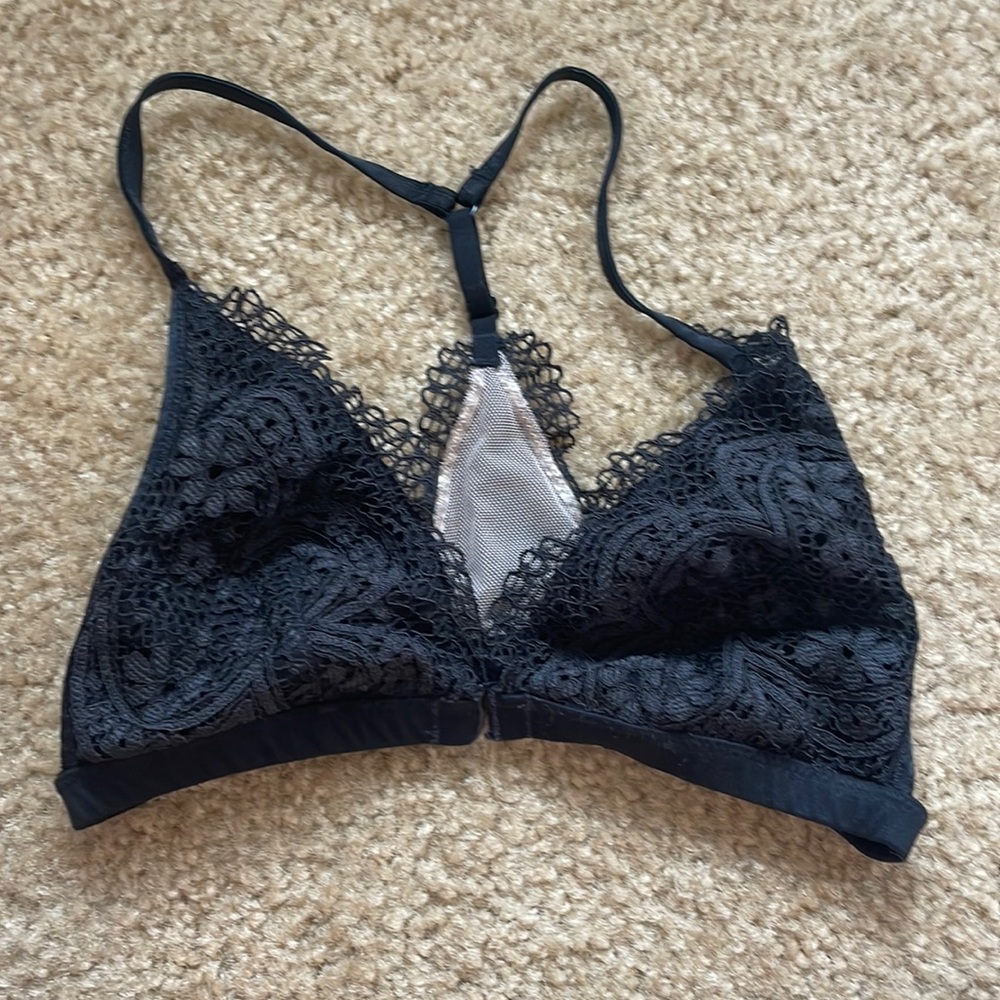 Victoria’s Secret Front clip Bralette